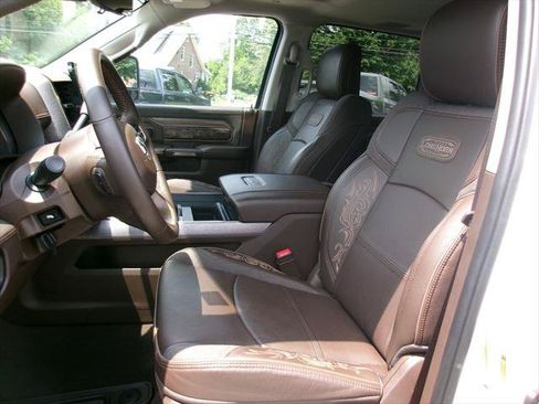 Certified 2025 RAM 3500 Longhorn AWD/4WD image 7