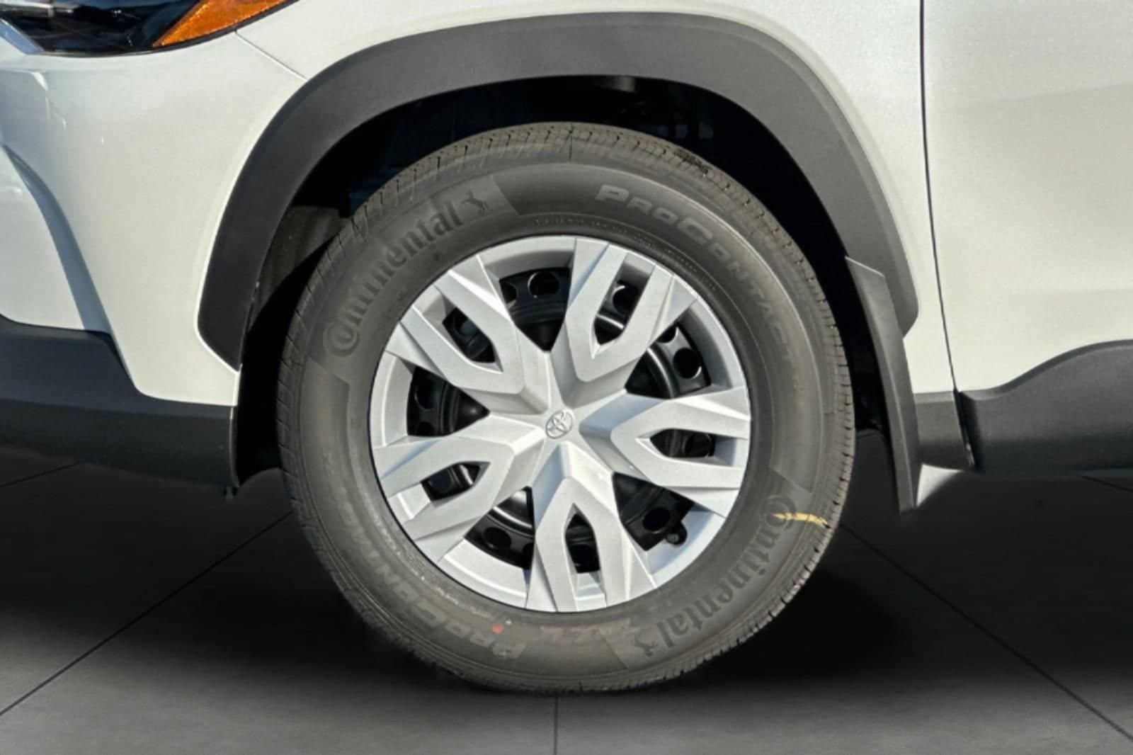 New 2026 Toyota Corolla Cross L FWD image 32