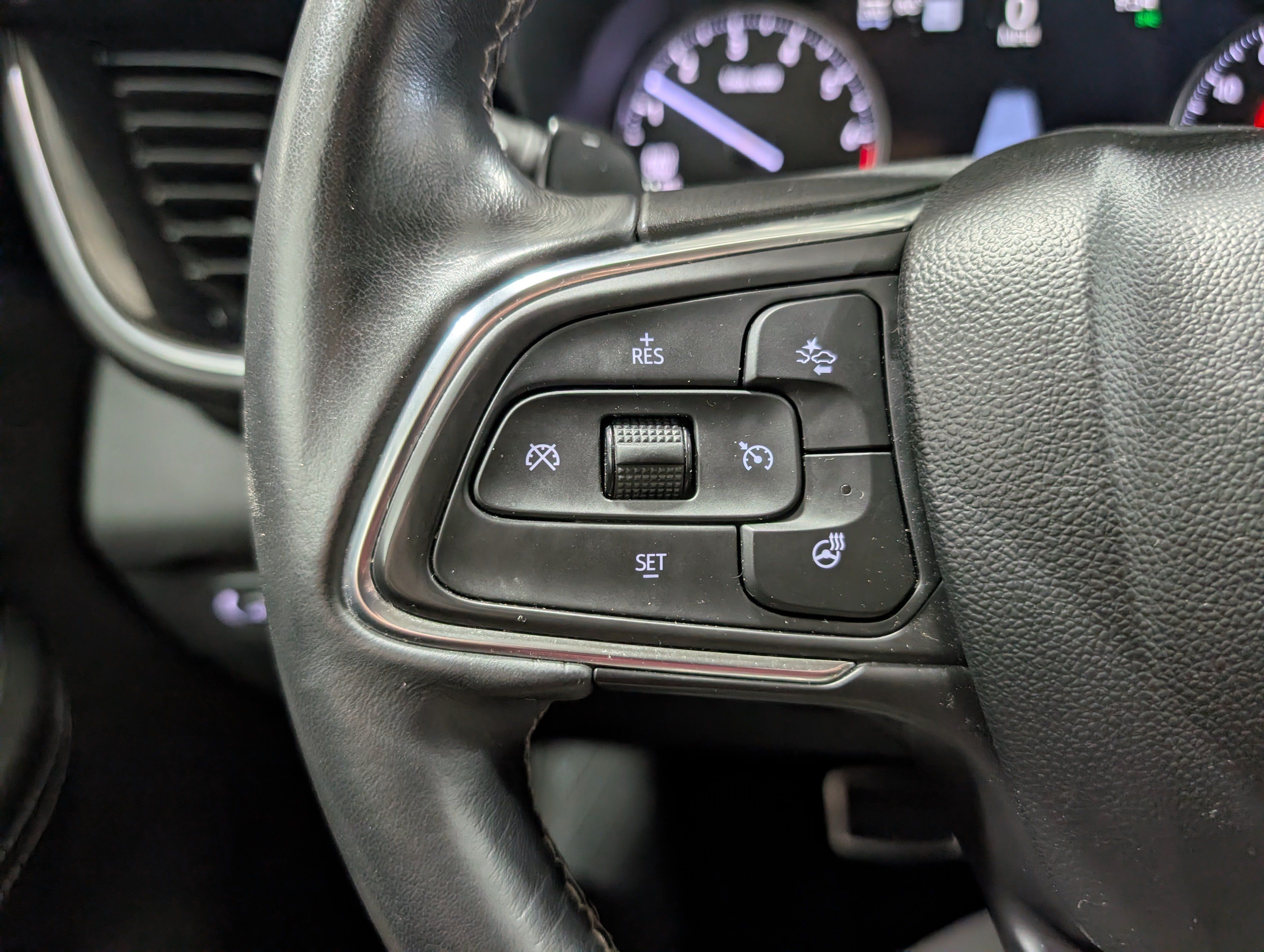 Used 2023 Buick Envision Essence w/ Technology Package I AWD/4WD image 20