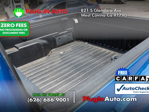 Used 2018 Toyota Tacoma SR5 RWD image 11