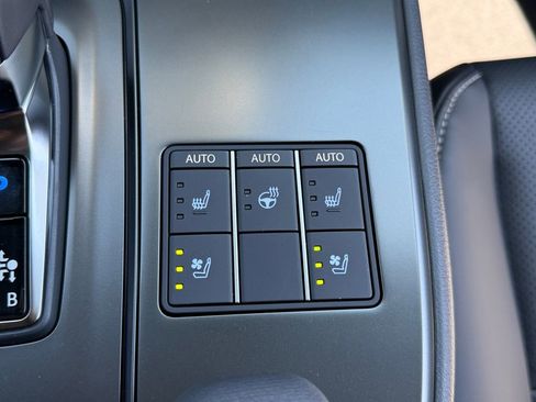 Used 2026 Lexus UX 300h AWD image 26