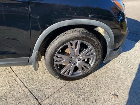 Used 2022 Honda Pilot Sport image 13