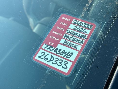 New 2026 Chrysler Pacifica Limited w/ S Appearance Package image 28