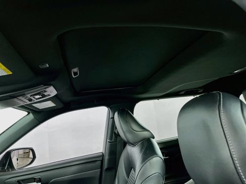 Used 2021 Toyota Highlander XSE AWD/4WD image 24