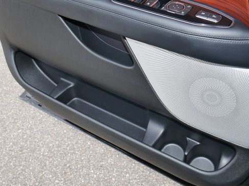 Used 2019 Lincoln Navigator L Reserve image 77