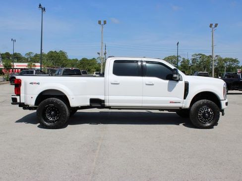 Used 2025 Ford F450 Platinum AWD/4WD image 14
