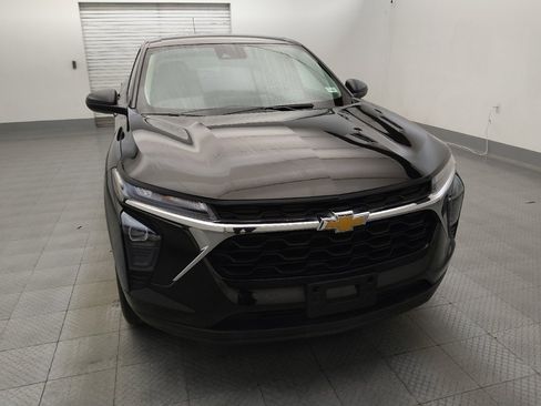 Used 2024 Chevrolet Trax LS w/ Driver Confidence Package FWD image 14