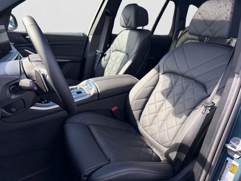 New 2026 BMW X5 xDrive50e image 10