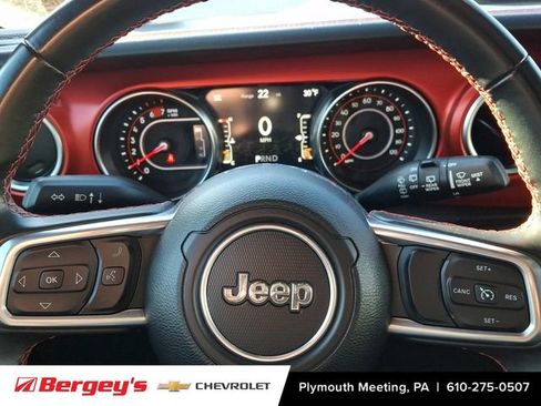 Used 2021 Jeep Wrangler Rubicon w/ Uconnect 4C Nav & Sound Group AWD/4WD image 23