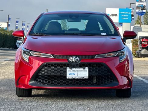 Used 2021 Toyota Corolla LE image 11