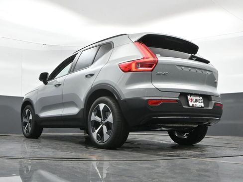 New 2026 Volvo XC40 B5 Plus w/ Protection Package Premier image 45