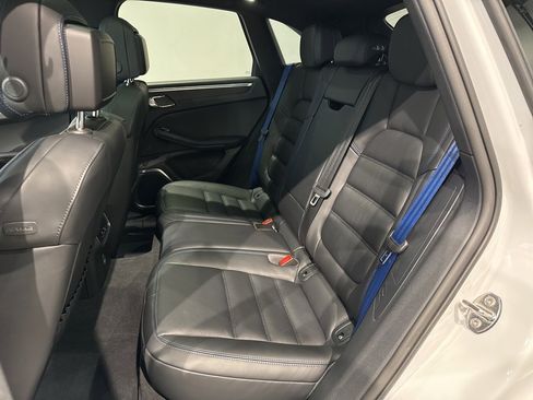 Used 2025 Porsche Macan GTS image 41