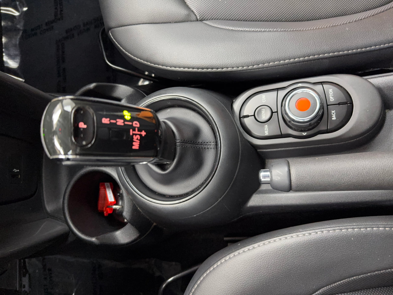 Used 2020 MINI Cooper 4-Door Hardtop FWD image 18