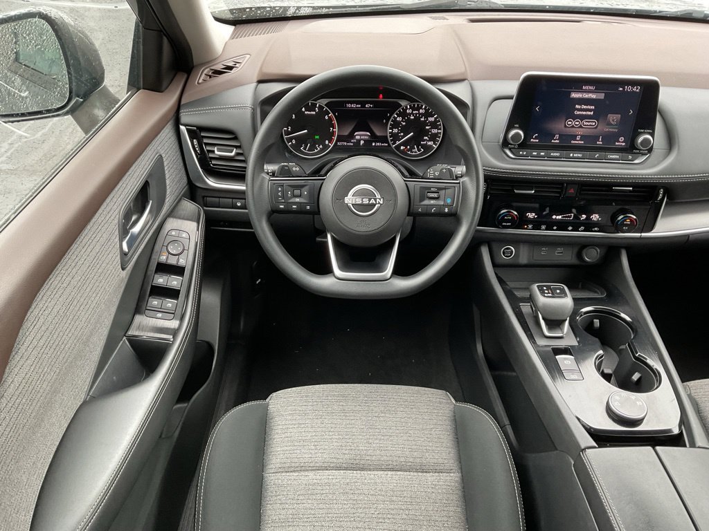 Used 2022 Nissan Rogue SV AWD/4WD image 15