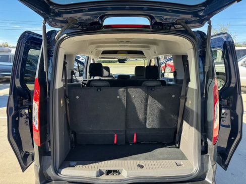 Used 2020 Ford Transit Connect XL image 29