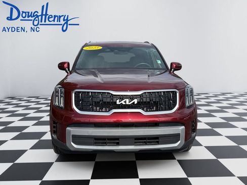 Used 2023 Kia Telluride EX w/ EX Captain's Chair Package FWD image 8