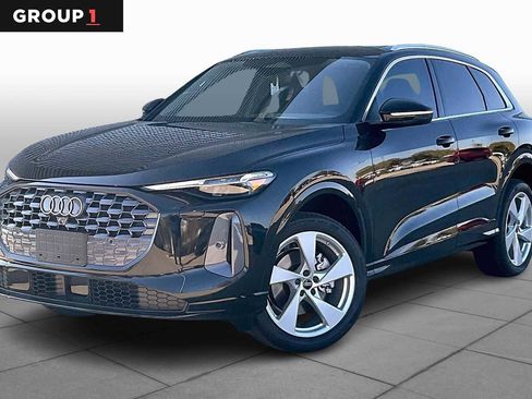 New 2025 Audi Q5 Premium Plus w/ Premium Plus image 1