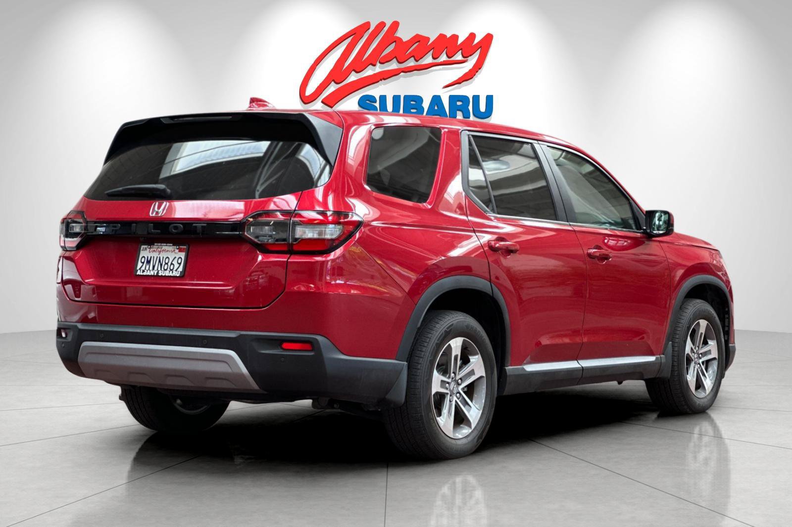Used 2024 Honda Pilot EX-L image 4