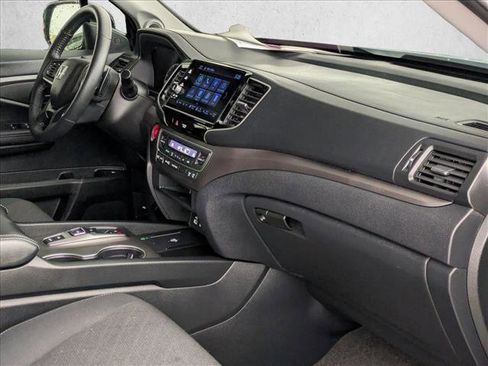 Used 2025 Honda Ridgeline Sport+ image 20