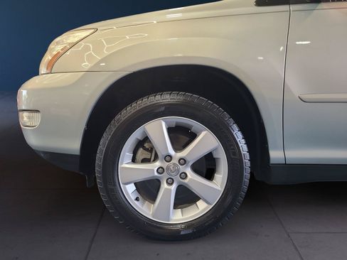 Used 2004 Lexus RX 330 w/ Premium Plus Pkg FWD image 9