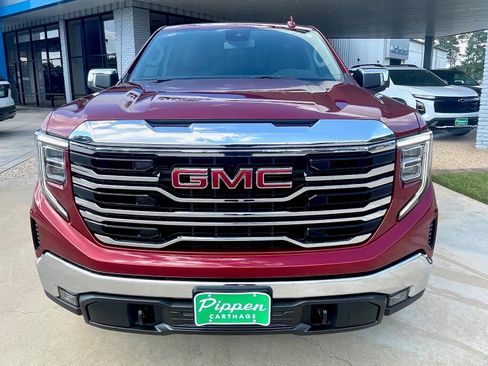 New 2026 GMC Sierra 1500 SLT w/ SLT Premium Package image 3