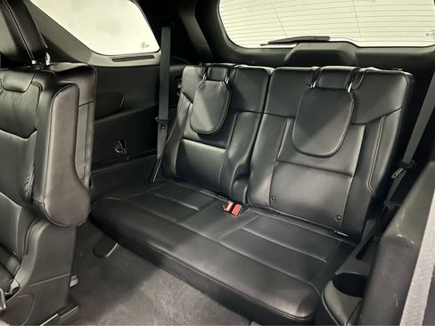 Used 2021 Ford Explorer ST w/ Equipment Group 401A image 8