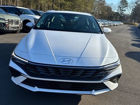 New 2026 Hyundai Elantra Limited w/ Cargo Package FWD image 9