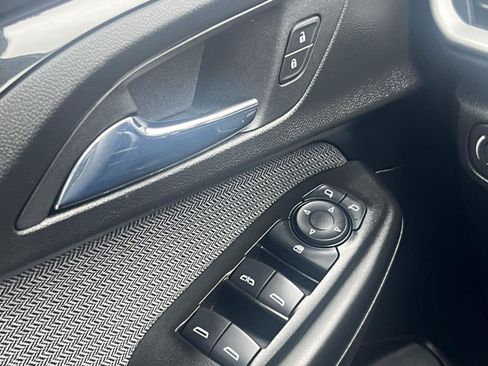Used 2023 Chevrolet TrailBlazer LS FWD image 22