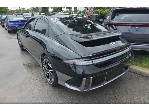 Used 2023 Hyundai Ioniq 6 SEL image 4