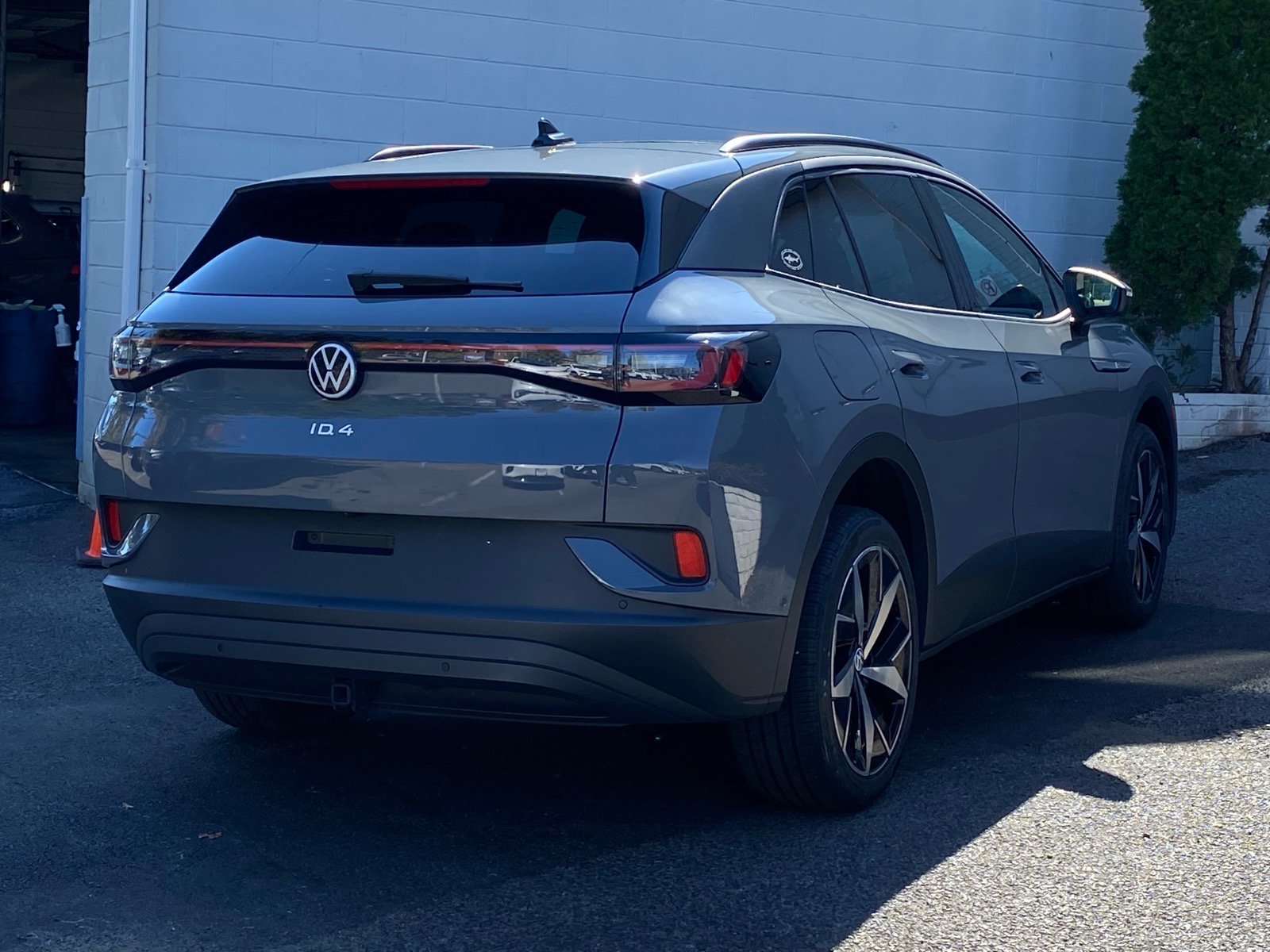 Certified 2023 Volkswagen ID.4 Pro S AWD/4WD image 3