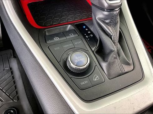 Used 2020 Toyota RAV4 TRD Off-Road w/ TRD Off-Road Weather Package AWD/4WD image 24