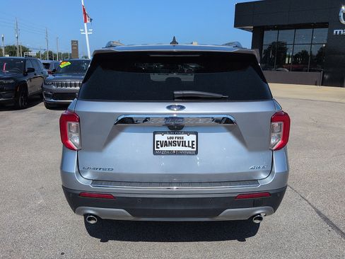 Used 2023 Ford Explorer Limited AWD/4WD image 6