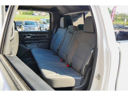 Used 2023 RAM 1500 Big Horn AWD/4WD image 18