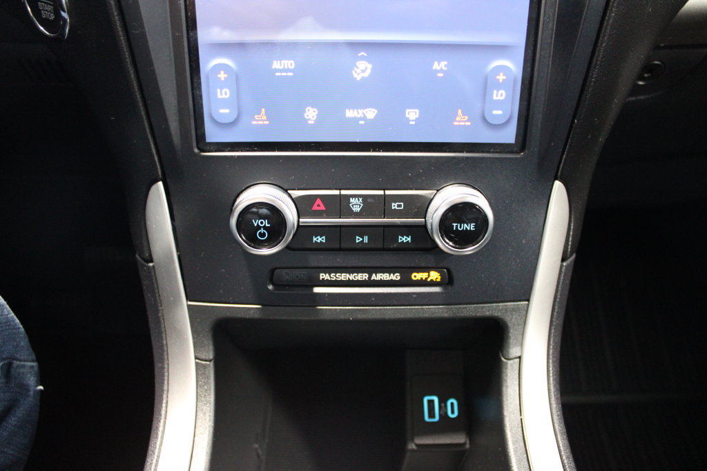 Used 2023 Ford Edge SEL AWD/4WD image 18