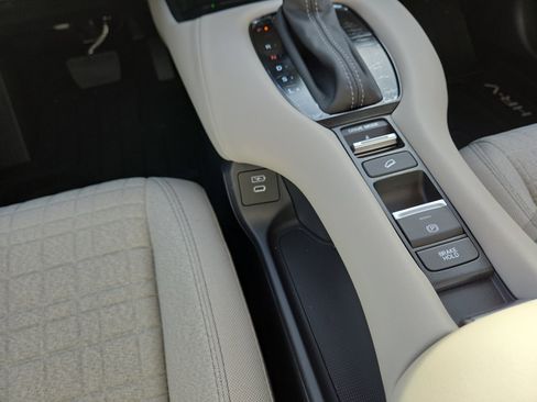 New 2026 Honda HR-V LX image 22