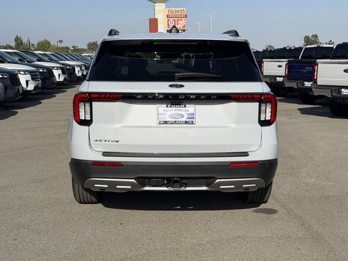 New 2026 Ford Explorer Active w/ Active Comfort Package RWD image 6