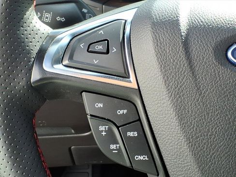 Certified 2024 Ford Edge ST-Line image 23