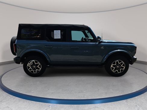 Used 2023 Ford Bronco Outer Banks AWD/4WD image 4