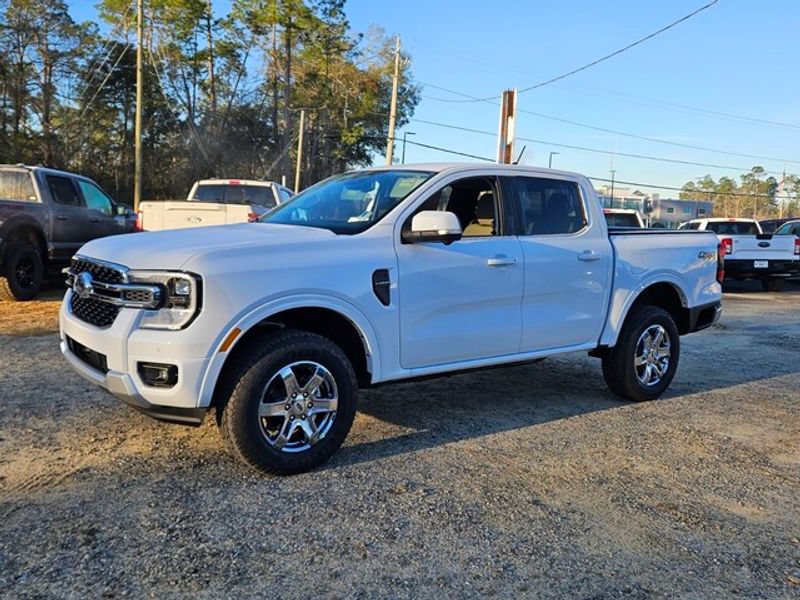 New 2025 Ford Ranger Lariat w/ Chrome Accent Package AWD/4WD image 3