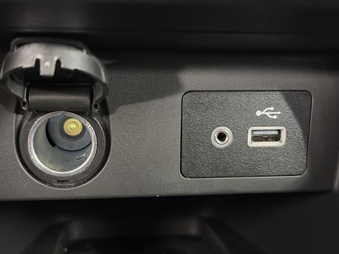 Certified 2025 Nissan Versa SV w/ Trunk Package FWD image 21