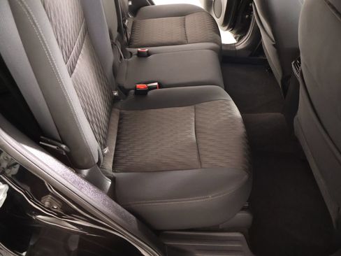 Used 2017 Nissan Rogue SV FWD image 14