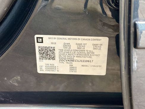 Used 2018 Chevrolet Silverado 1500 LT w/ All Star Edition image 30