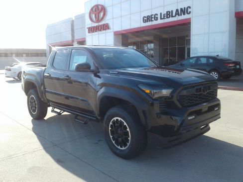 New 2026 Toyota Tacoma TRD Off-Road AWD/4WD image 1