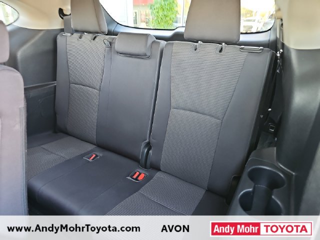 Certified 2022 Toyota Highlander L FWD image 28