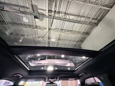 Used 2016 Land Rover Range Rover Supercharged image 37