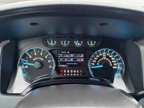 Used 2012 Ford F150 XLT w/ XLT Chrome Pkg image 28