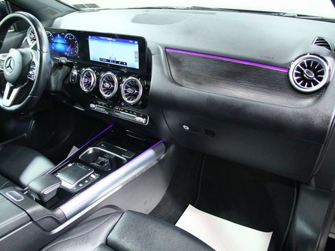 Certified 2023 Mercedes-Benz GLA 250 4MATIC image 22