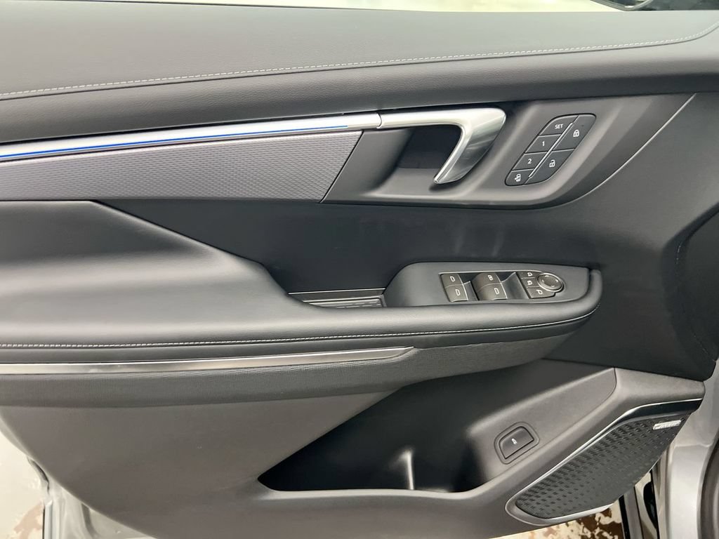 New 2026 Buick Enclave Sport Touring w/ Power Package AWD/4WD image 22