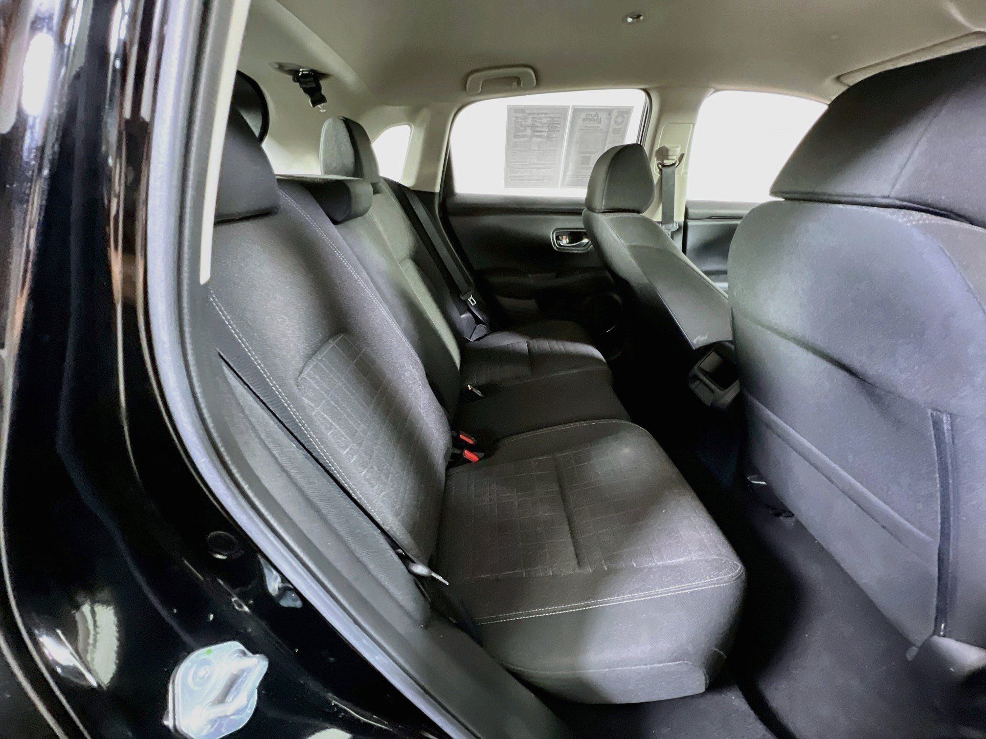Used 2023 Honda HR-V LX image 24