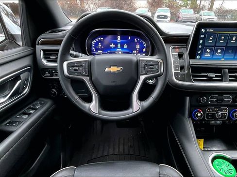 Certified 2023 Chevrolet Suburban Premier image 11